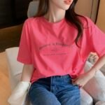 Women's Red Short Sleeve T-Shirt – Casual Soft Crew Neck Everyday Top - 图片 2