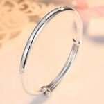 Elegant Silver Bracelet for Women – Minimalist Adjustable Fashion Jewelry - 图片 2