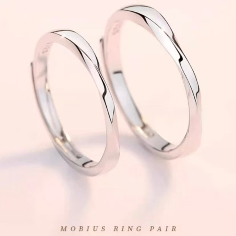 ef2ad3ea648958ebc97f4c68c19f7450 Personalized Engraved Sterling Silver Couple Rings – Custom Name Matching Band Set - 图片 1